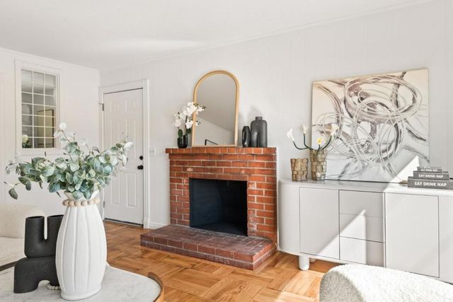 1135 Valencia Way, Pacifica, CA 94044