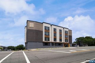 401 E Central Boulevard 3B, Palisades Park, NJ 07650