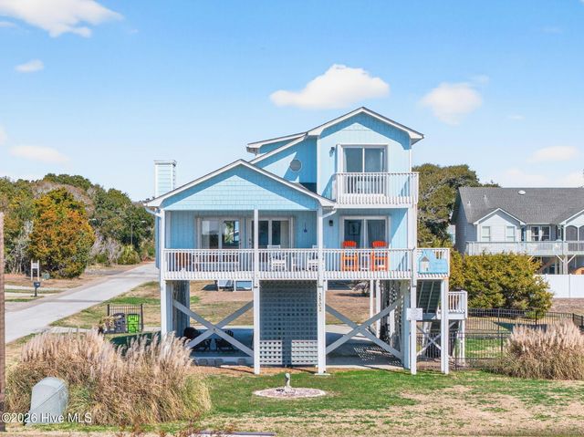 2502 E Dolphin Drive, Oak Island, NC 28465