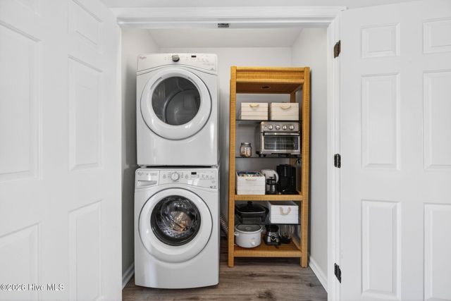 2502 E Dolphin Drive, Oak Island, NC 28465