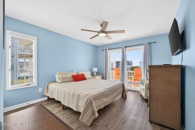 2502 E Dolphin Drive, Oak Island, NC 28465