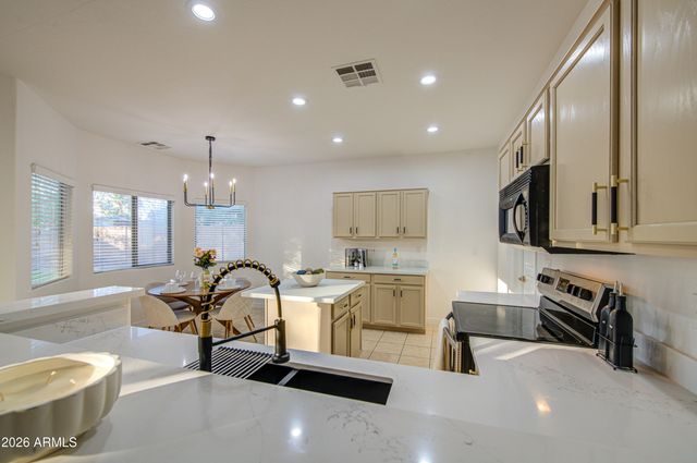 15510 N 169TH Avenue, Surprise, AZ 85388