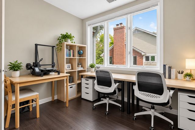 1608 E Clayton Court 1608, Arlington Heights, IL 60004
