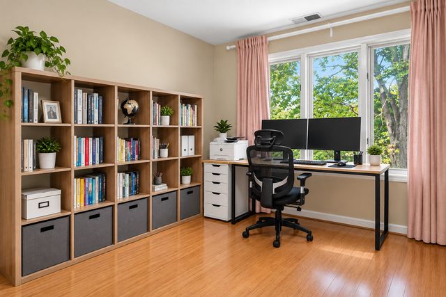 1608 E Clayton Court 1608, Arlington Heights, IL 60004
