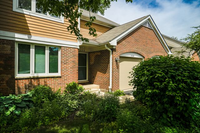 1608 E Clayton Court 1608, Arlington Heights, IL 60004