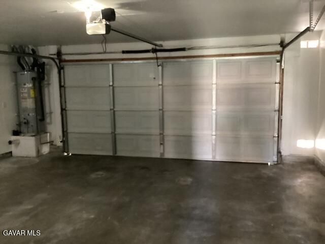 43942 E 18th Street 3, Lancaster, CA 93535