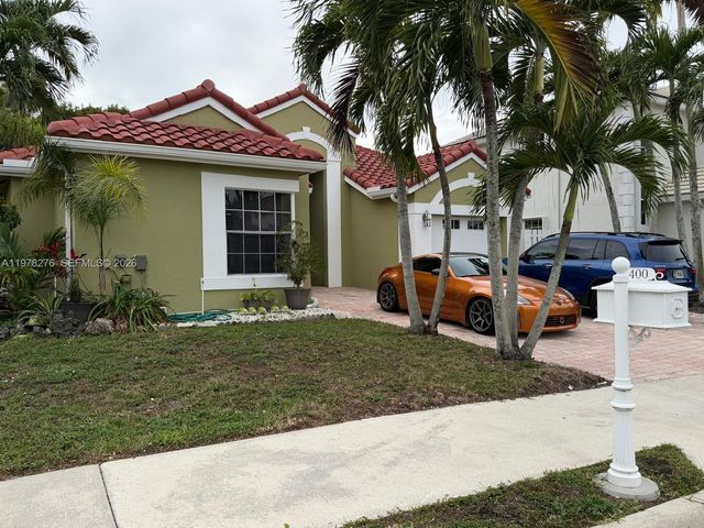 400 Somerset Way, Weston, FL 33326