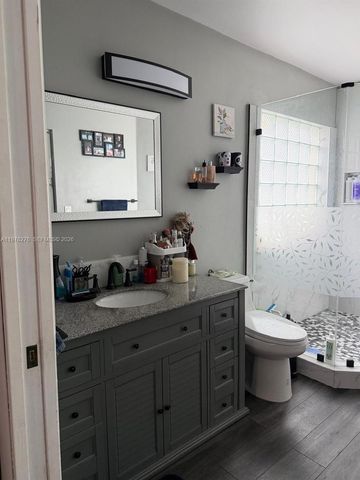 400 Somerset Way, Weston, FL 33326