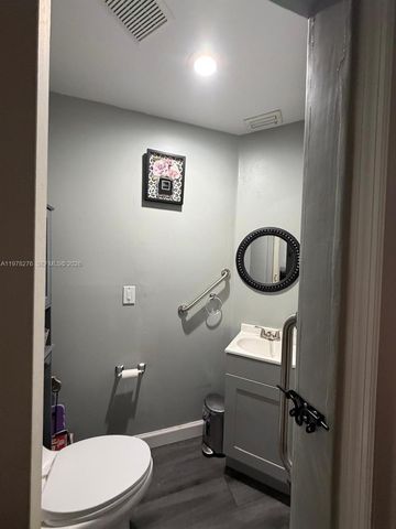 400 Somerset Way, Weston, FL 33326