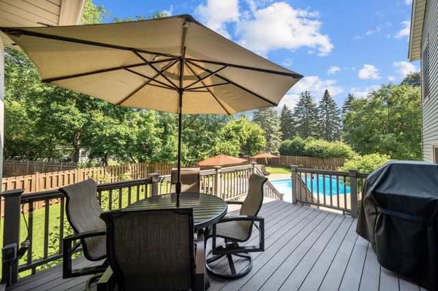 1416 Pinefield Court, White Bear Lake, MN 55110