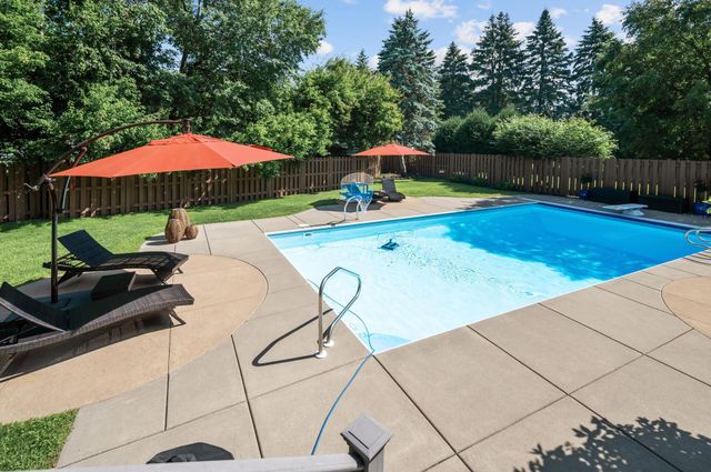 1416 Pinefield Court, White Bear Lake, MN 55110