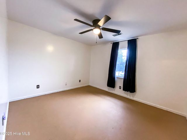 1206 Peyton Circle B, Greenville, NC 27834