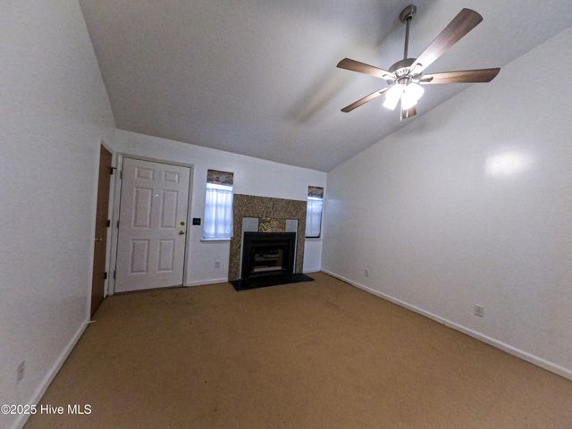 1206 Peyton Circle B, Greenville, NC 27834