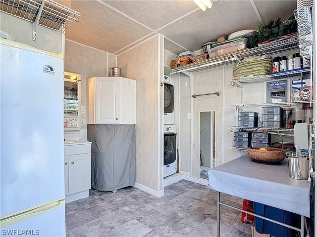 10030 Willowood Dr, Fort Myers, FL 33905