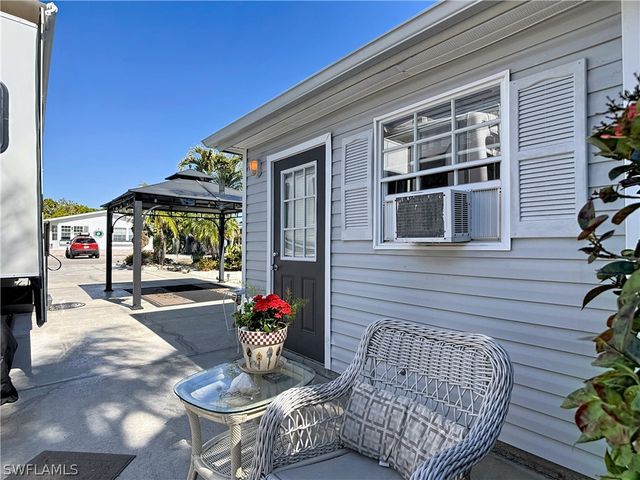 10030 Willowood Dr, Fort Myers, FL 33905