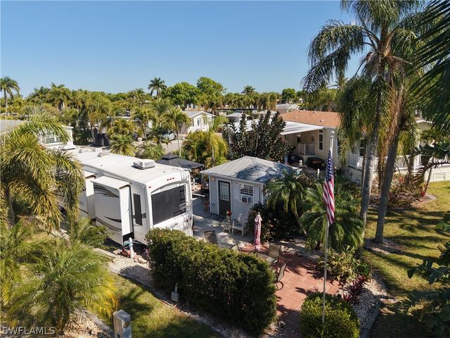 10030 Willowood Dr, Fort Myers, FL 33905