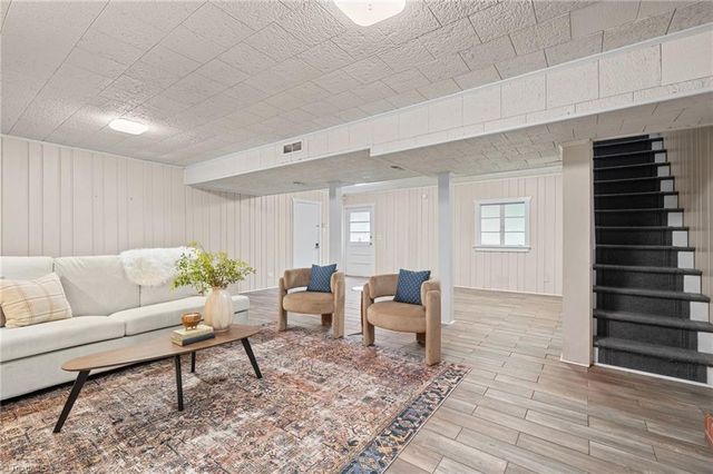 738 Elderwood Avenue, Winston-salem, NC 27103