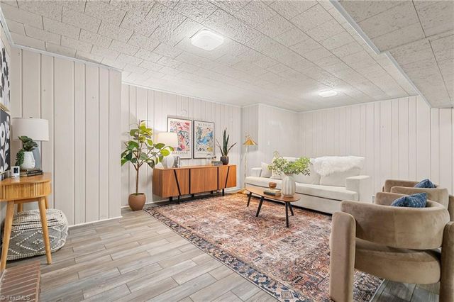 738 Elderwood Avenue, Winston-salem, NC 27103
