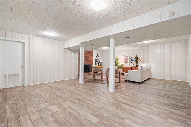 738 Elderwood Avenue, Winston-salem, NC 27103