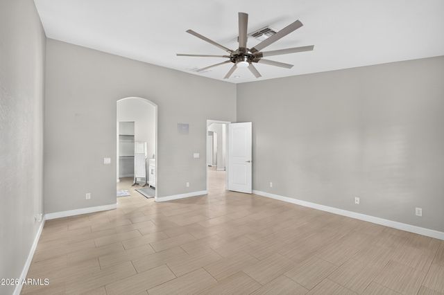 8566 W KEIM Drive, Glendale, AZ 85305