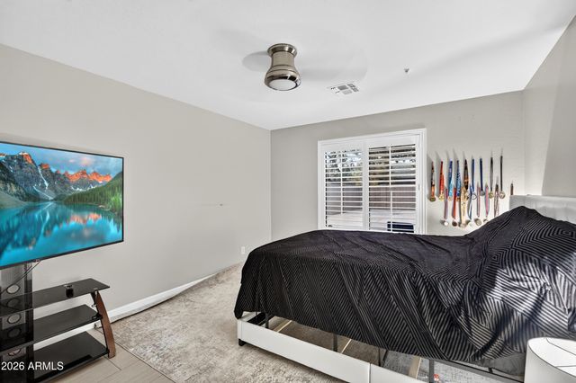 8566 W KEIM Drive, Glendale, AZ 85305