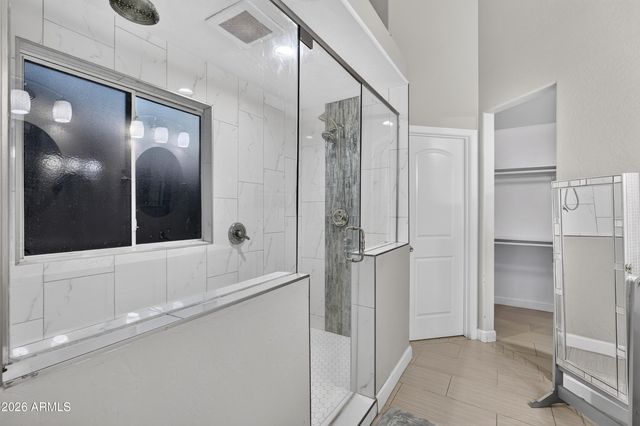 8566 W KEIM Drive, Glendale, AZ 85305