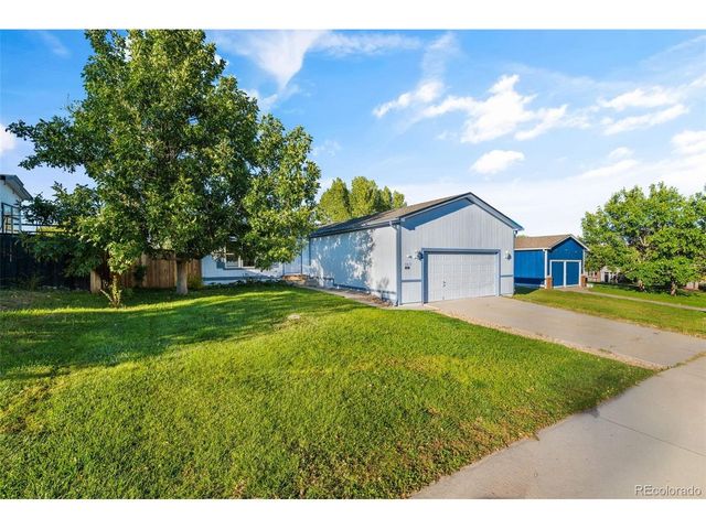5873 S Quemoy Cir, Centennial, CO 80015