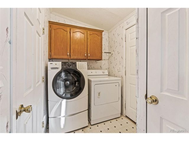 5873 S Quemoy Cir, Centennial, CO 80015