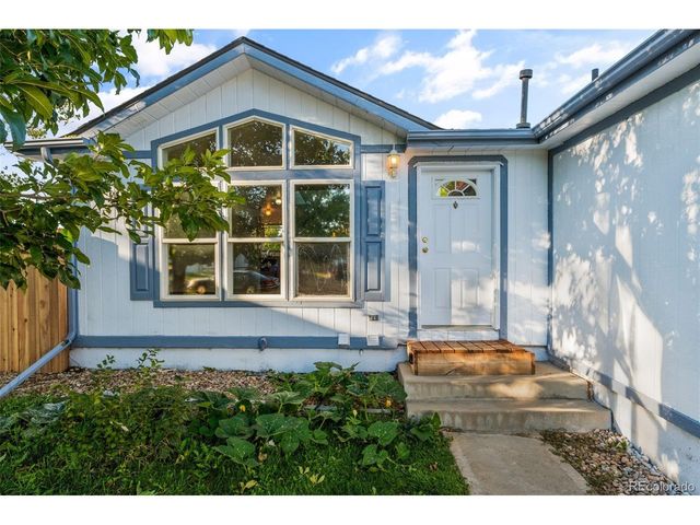 5873 S Quemoy Cir, Centennial, CO 80015
