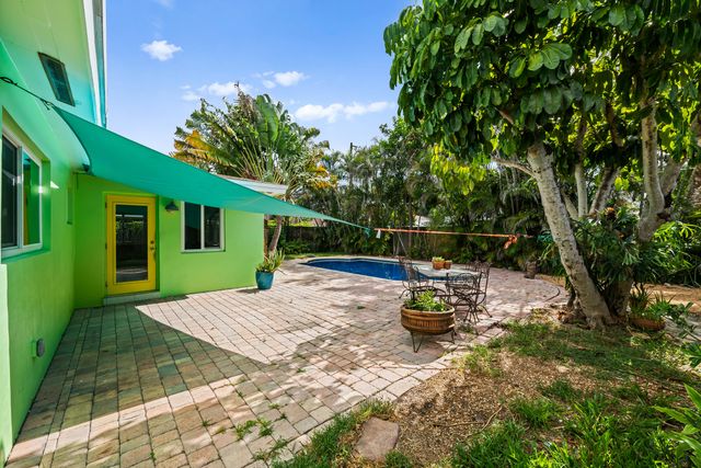 4860 NE 6th Avenue, Oakland Park, FL 33334