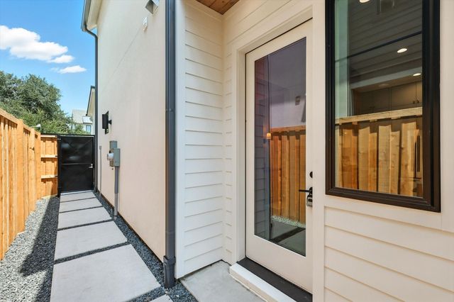 4516 Hopkins Avenue, Dallas, TX 75209