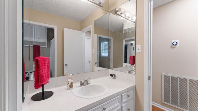 315 Tanner Avenue, Cleveland, TX 77327