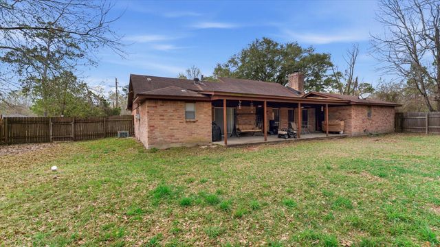 315 Tanner Avenue, Cleveland, TX 77327
