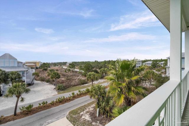 674 Morgantown Blvd, Gulf Shores, AL 36542