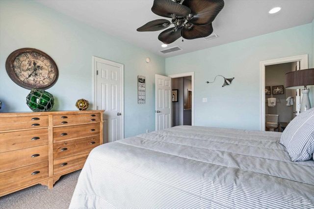 674 Morgantown Blvd, Gulf Shores, AL 36542