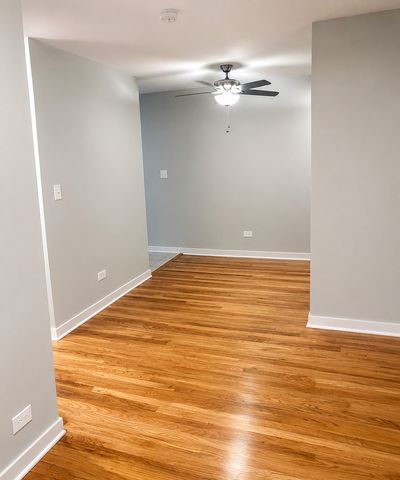 3161 N Cambridge Avenue 402, Chicago, IL 60657