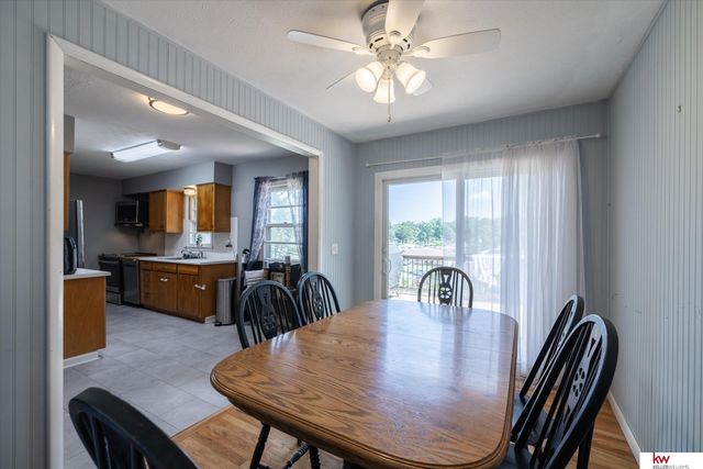 6710 Hartman Avenue, Omaha, NE 68104