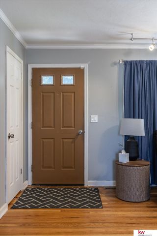 6710 Hartman Avenue, Omaha, NE 68104