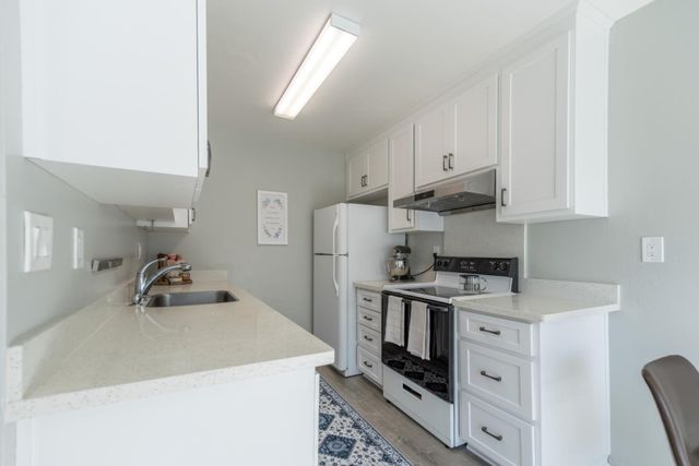 835 Bing Drive 24, Santa Clara, CA 95051