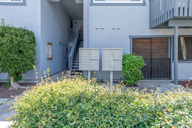 835 Bing Drive 24, Santa Clara, CA 95051