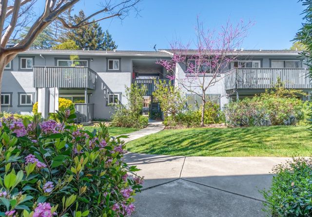 835 Bing Drive 24, Santa Clara, CA 95051