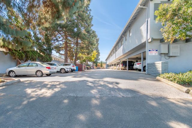 835 Bing Drive 24, Santa Clara, CA 95051