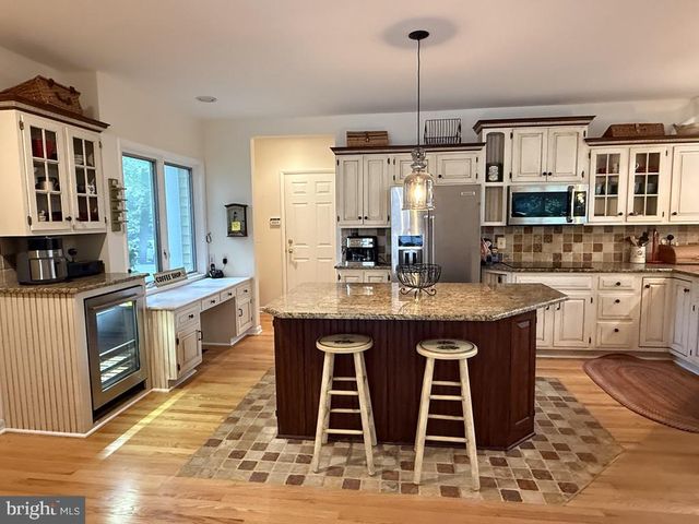 1583 KESWICK PL, Annapolis, MD 21401