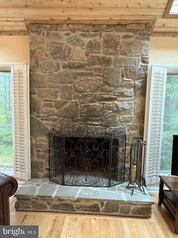 1583 KESWICK PL, Annapolis, MD 21401
