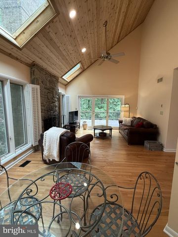 1583 KESWICK PL, Annapolis, MD 21401