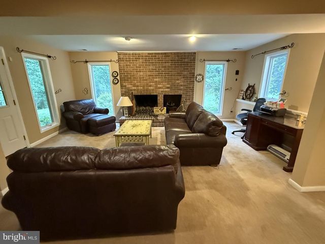 1583 KESWICK PL, Annapolis, MD 21401