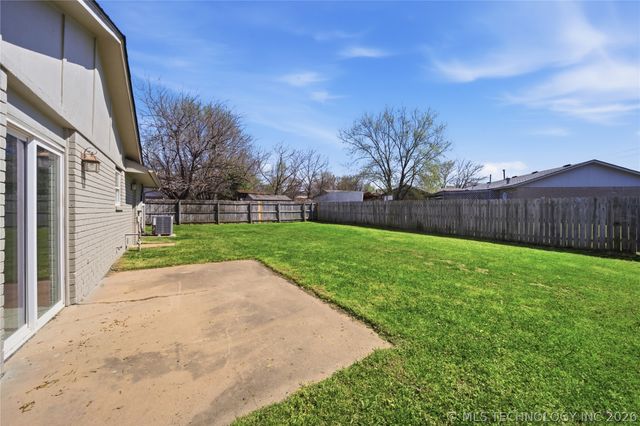 1188 E 143rd Street, Glenpool, OK 74033
