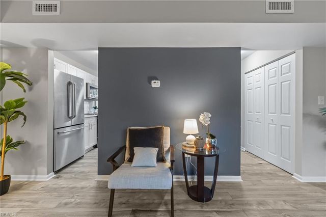 12734 Woodside LN, Newport News, VA 23602