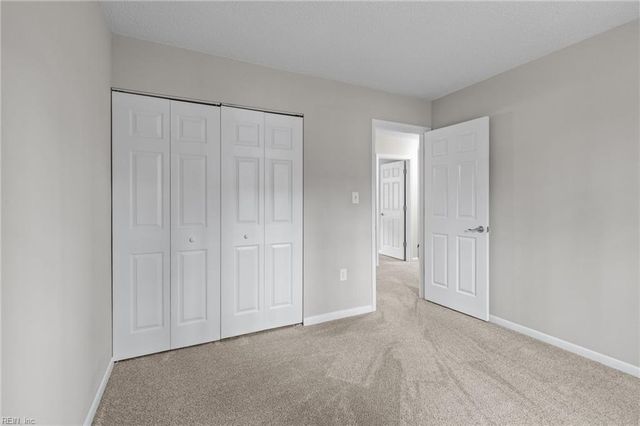 12734 Woodside LN, Newport News, VA 23602