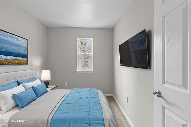 12734 Woodside LN, Newport News, VA 23602